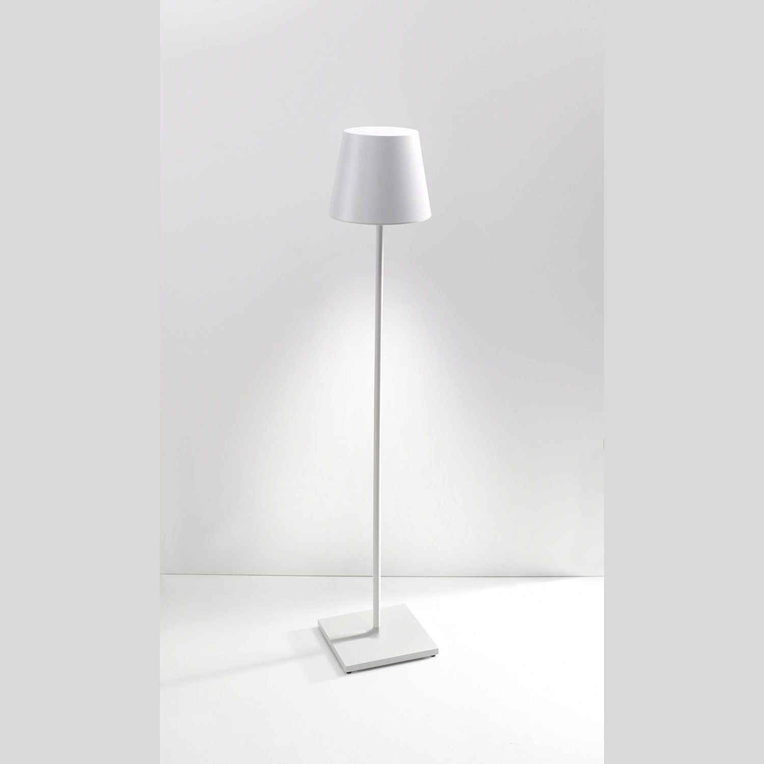 Zafferano - LD0360B3 - LED Floor Lamp - Poldina Pro - White