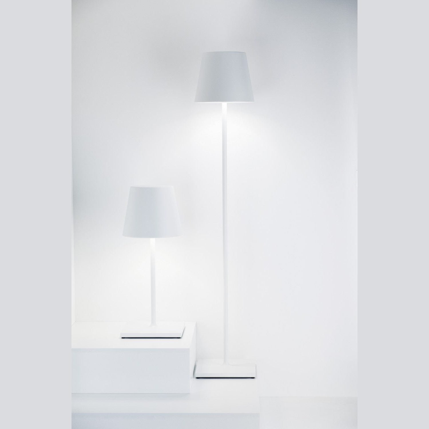 Zafferano - LD0360B3 - LED Floor Lamp - Poldina Pro - White
