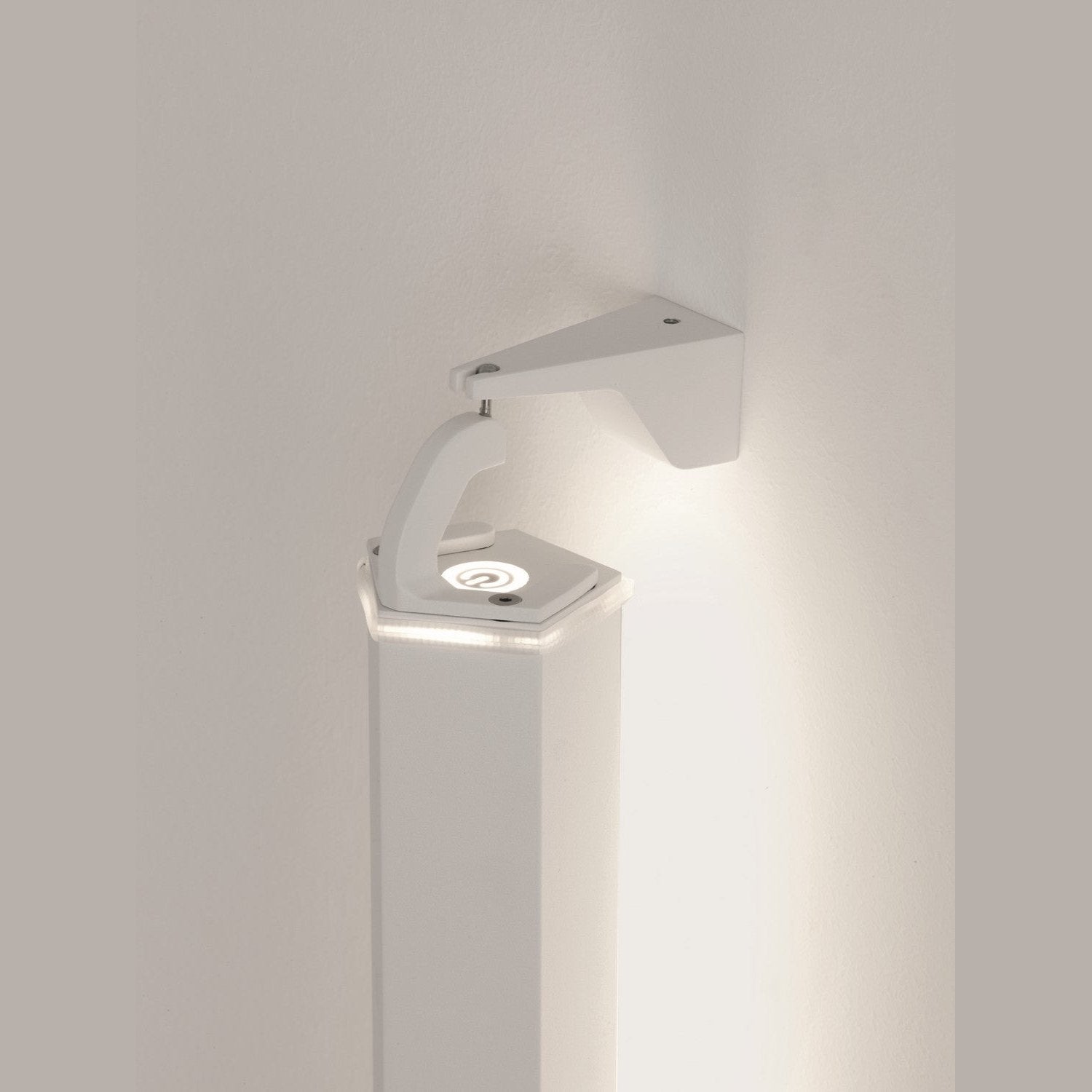 Zafferano - LD0800-VW-B3 - LED Wall Sconce - Pencil - White