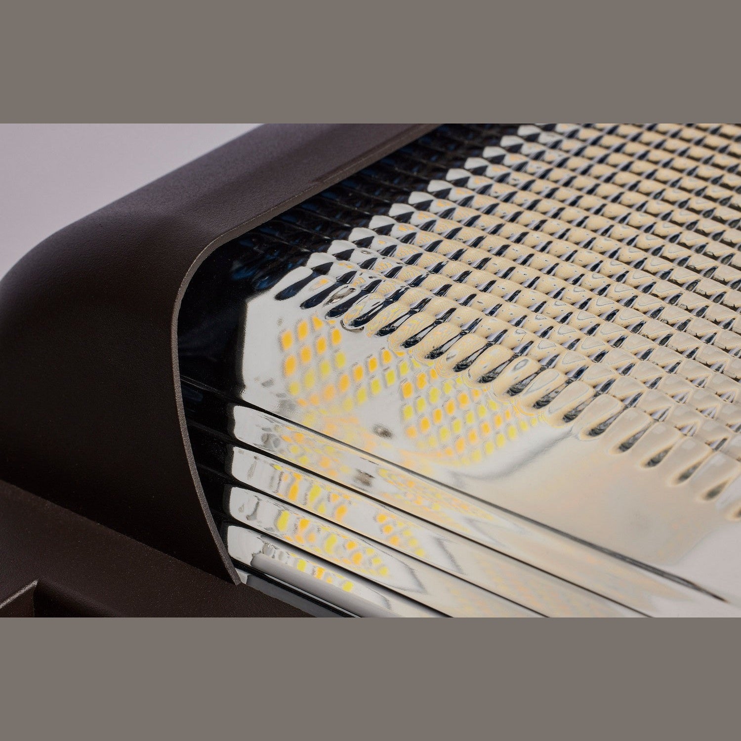 Nuvo Lighting - 65-885 - LED Wall Pack - Bronze
