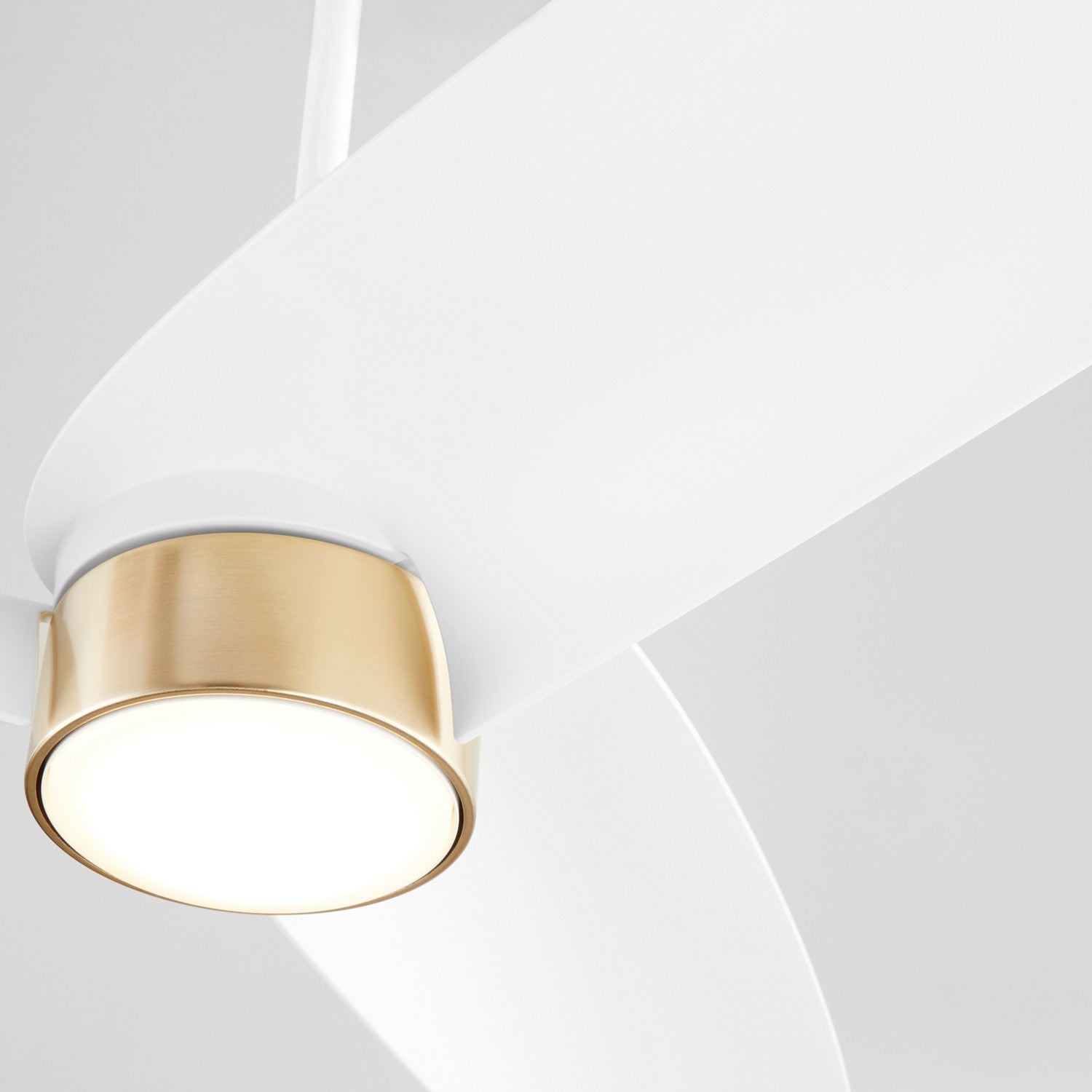 Quorum - 61603-8 - 60" Patio Fan - Brisa - Studio White w/ Aged Brass
