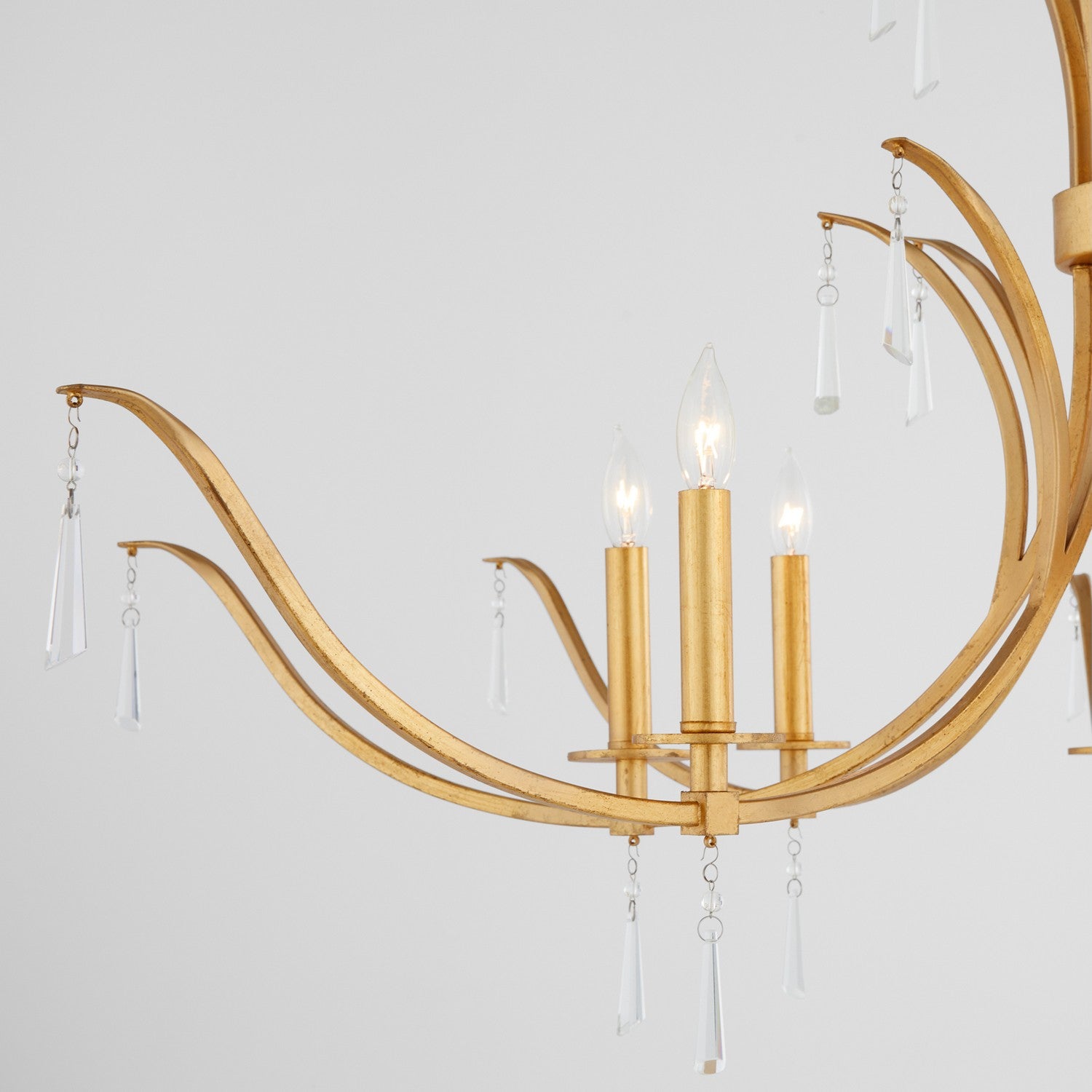 Quorum - 620-8-74 - Eight Light Chandelier - Majesty - Gold Leaf