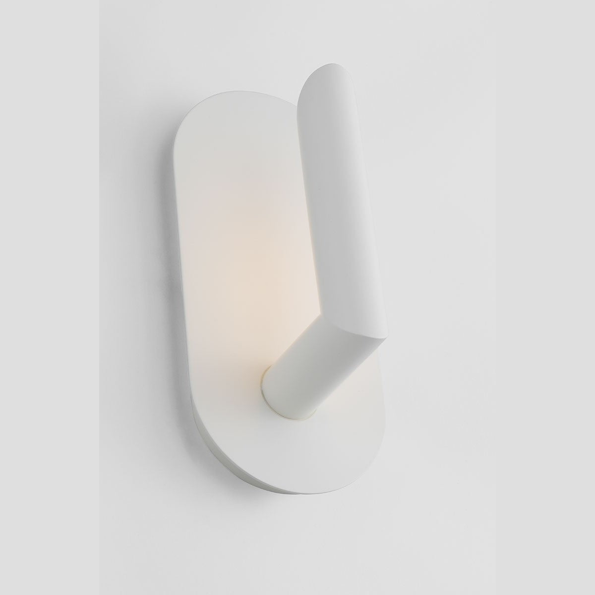 Visual Comfort Modern - KWWS49227W - LED Wall Sconce - Fielle - Soft White