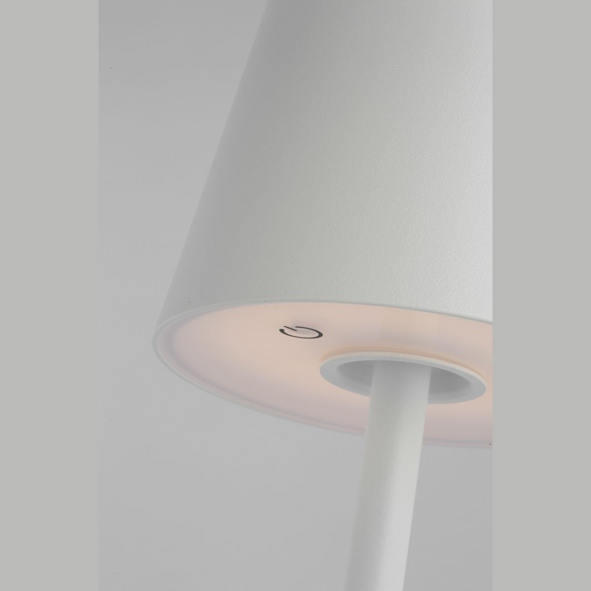 Visual Comfort Modern - SLFL53527W - LED Floor Lamp - Nevis - Matte White