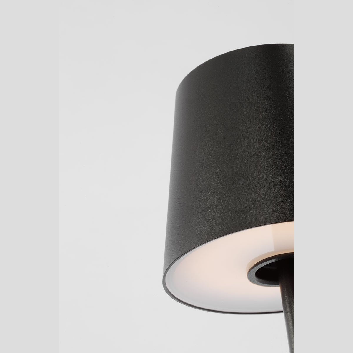 Visual Comfort Modern - SLTB53127B - LED Table Lamp - Nevis - Black