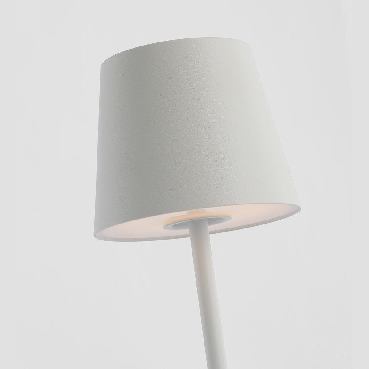 Visual Comfort Modern - SLTB53127W - LED Table Lamp - Nevis - Matte White