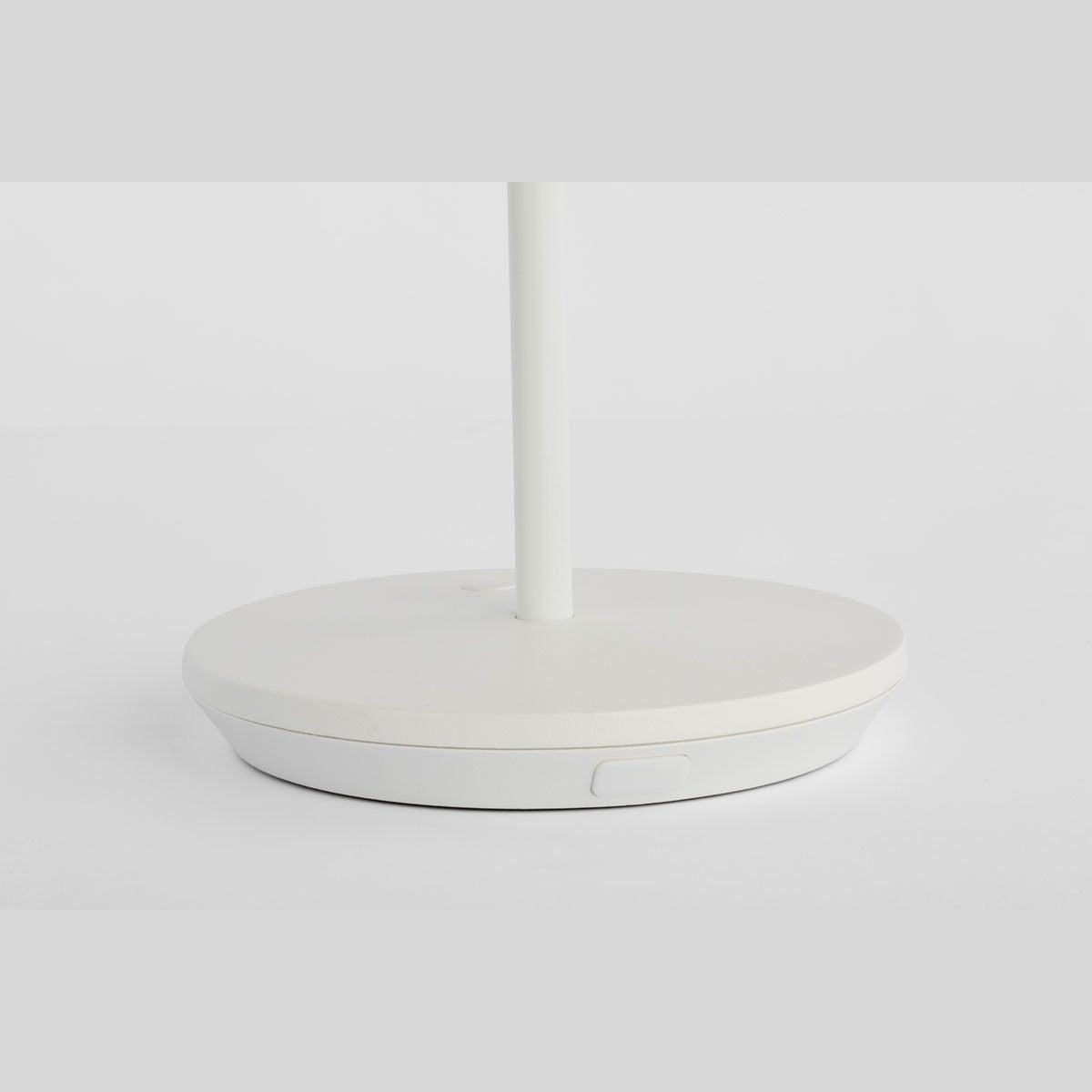 Visual Comfort Modern - SLTB53127W - LED Table Lamp - Nevis - Matte White
