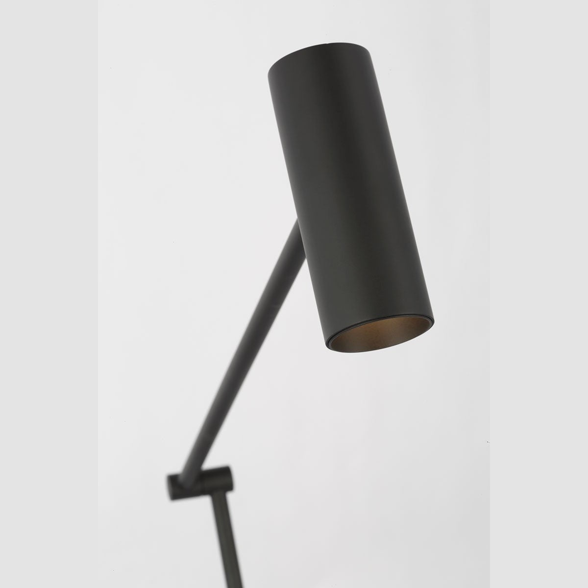 Visual Comfort Modern - SLTB57330B - LED Table Lamp - Ponte - Nightshade Black