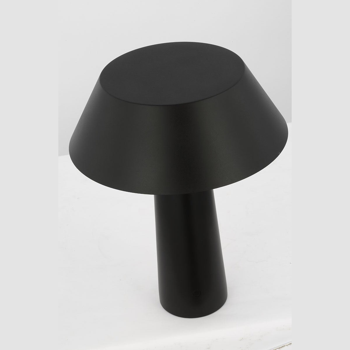 Visual Comfort Modern - SLTB56927B - LED Table Lamp - Sesa - Black