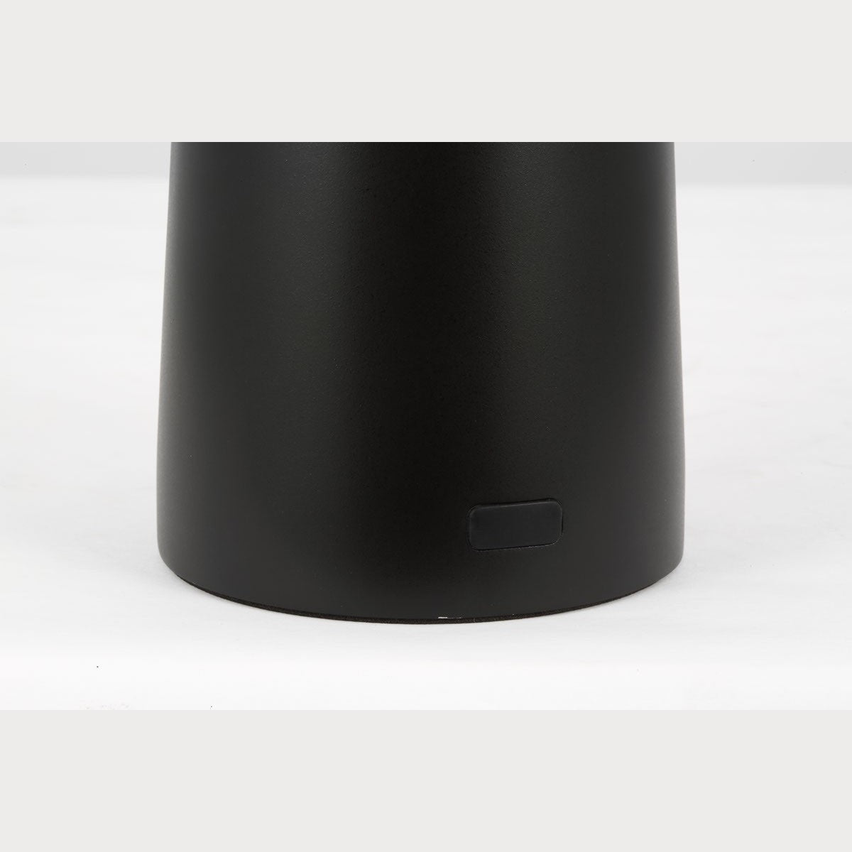 Visual Comfort Modern - SLTB56927B - LED Table Lamp - Sesa - Black