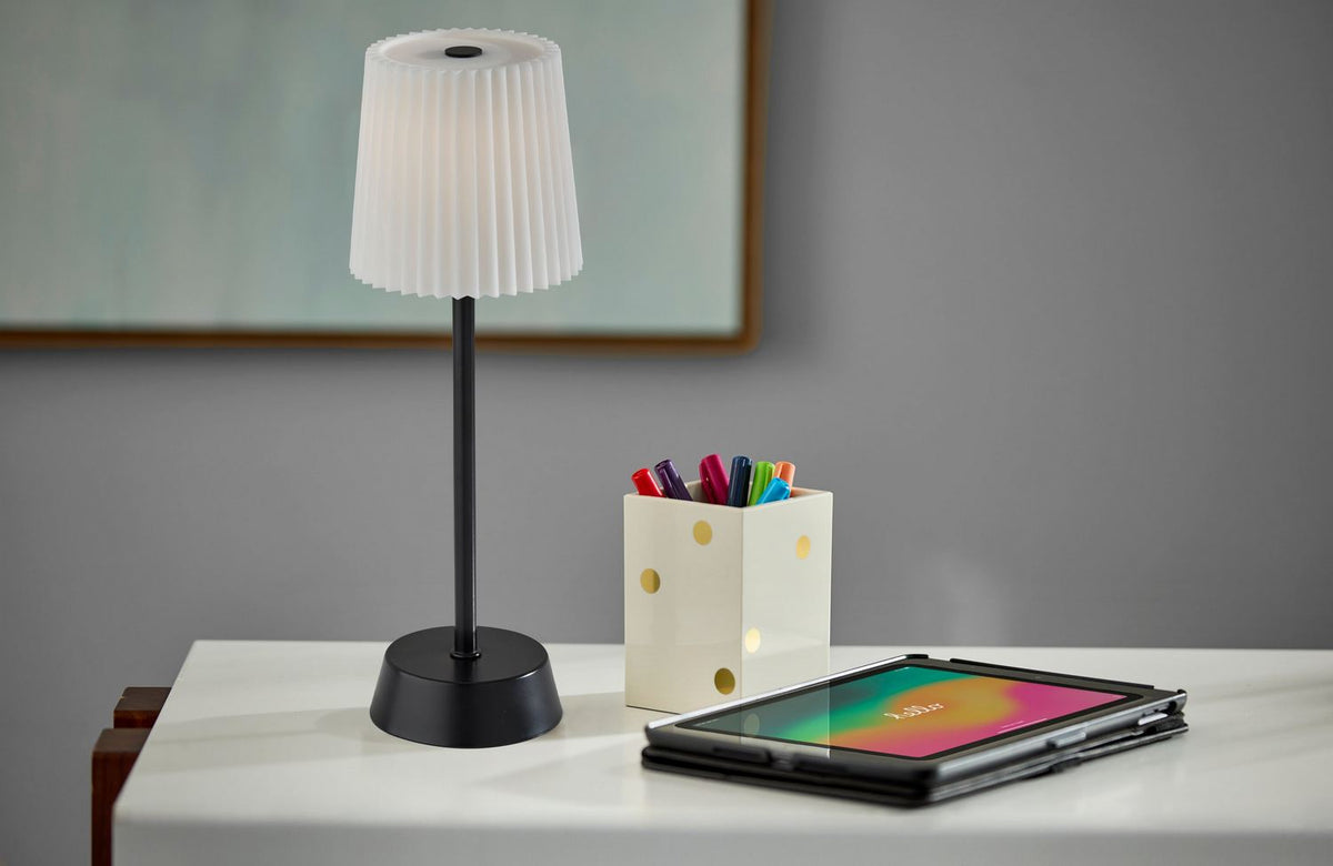 Adesso Home - 3076-01 - LED Table Lamp - Bobby - Black