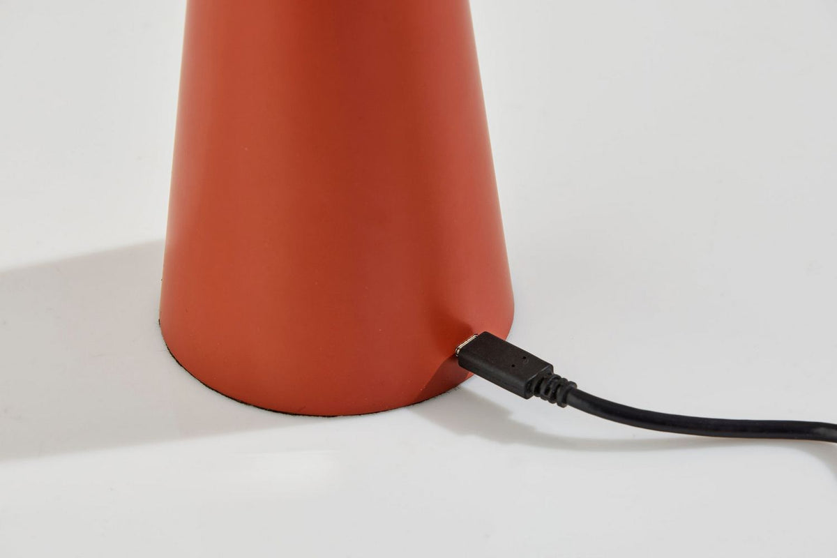 Adesso Home - 3114-08 - LED Table Lamp - Ozzie - Reddish Brown