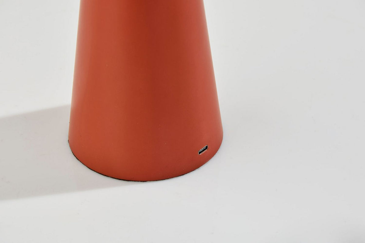 Adesso Home - 3114-08 - LED Table Lamp - Ozzie - Reddish Brown