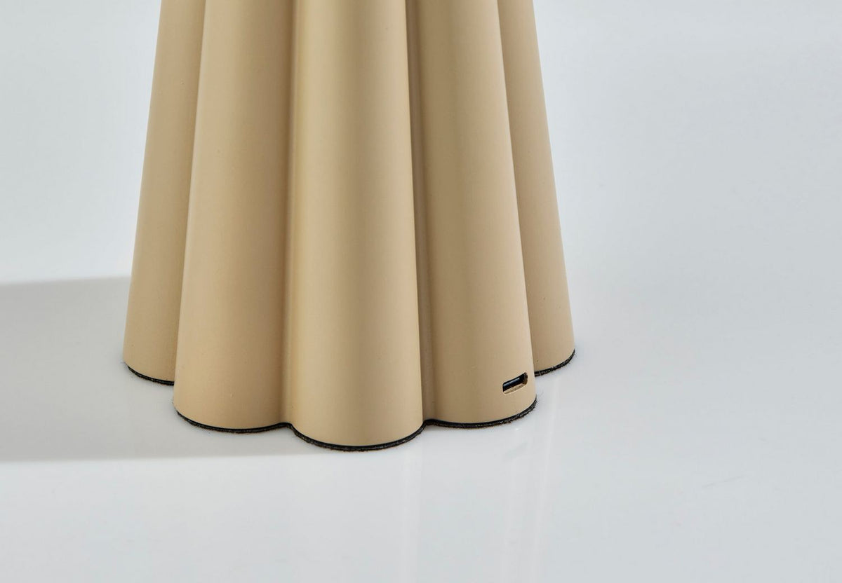 Adesso Home - 3118-12 - LED Table Lamp - Mattie - Beige