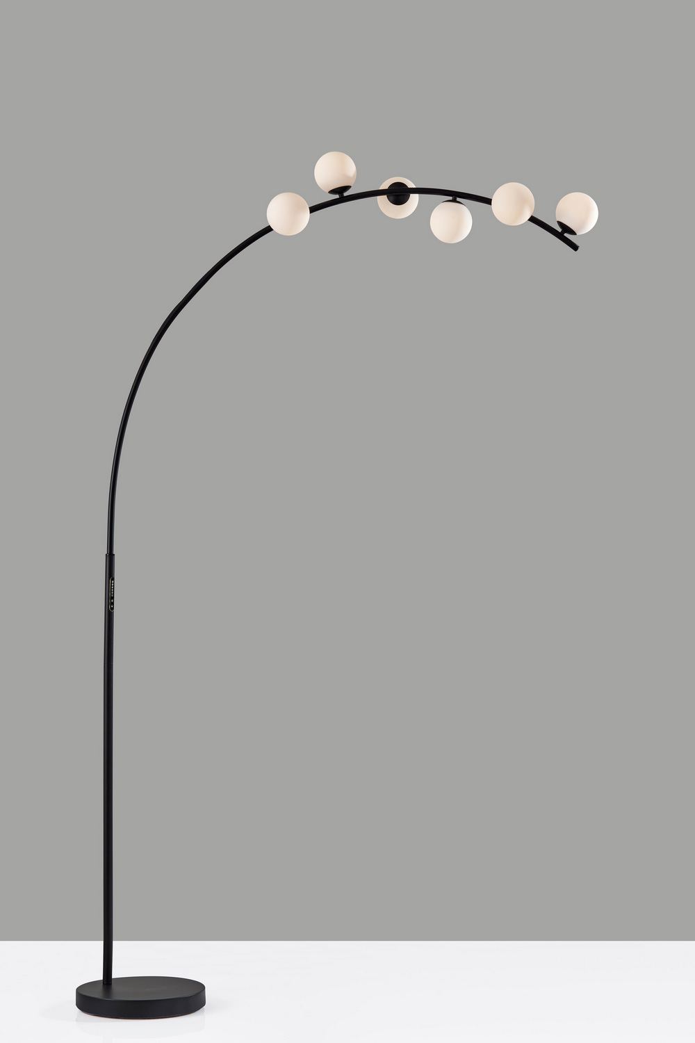 Adesso Home - 2109-01 - LED Floor Lamp - Ronan - Black
