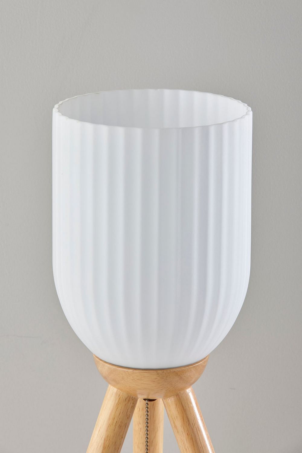 Adesso Home - 1629-12 - Table Lamp - Kinsley - Beige