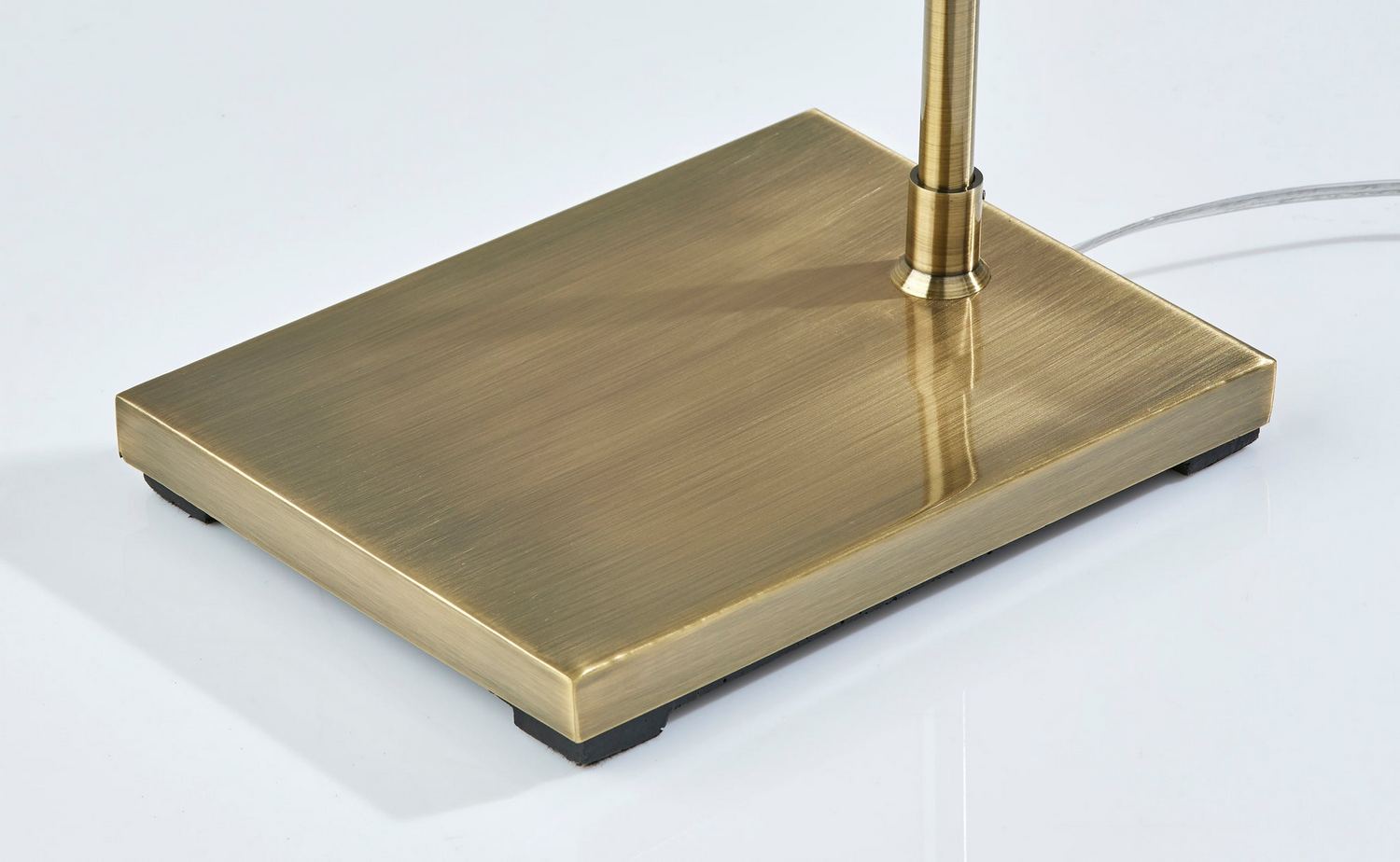 Adesso Home - SL1156-21 - Floor Lamp - Zion - Antique Brass