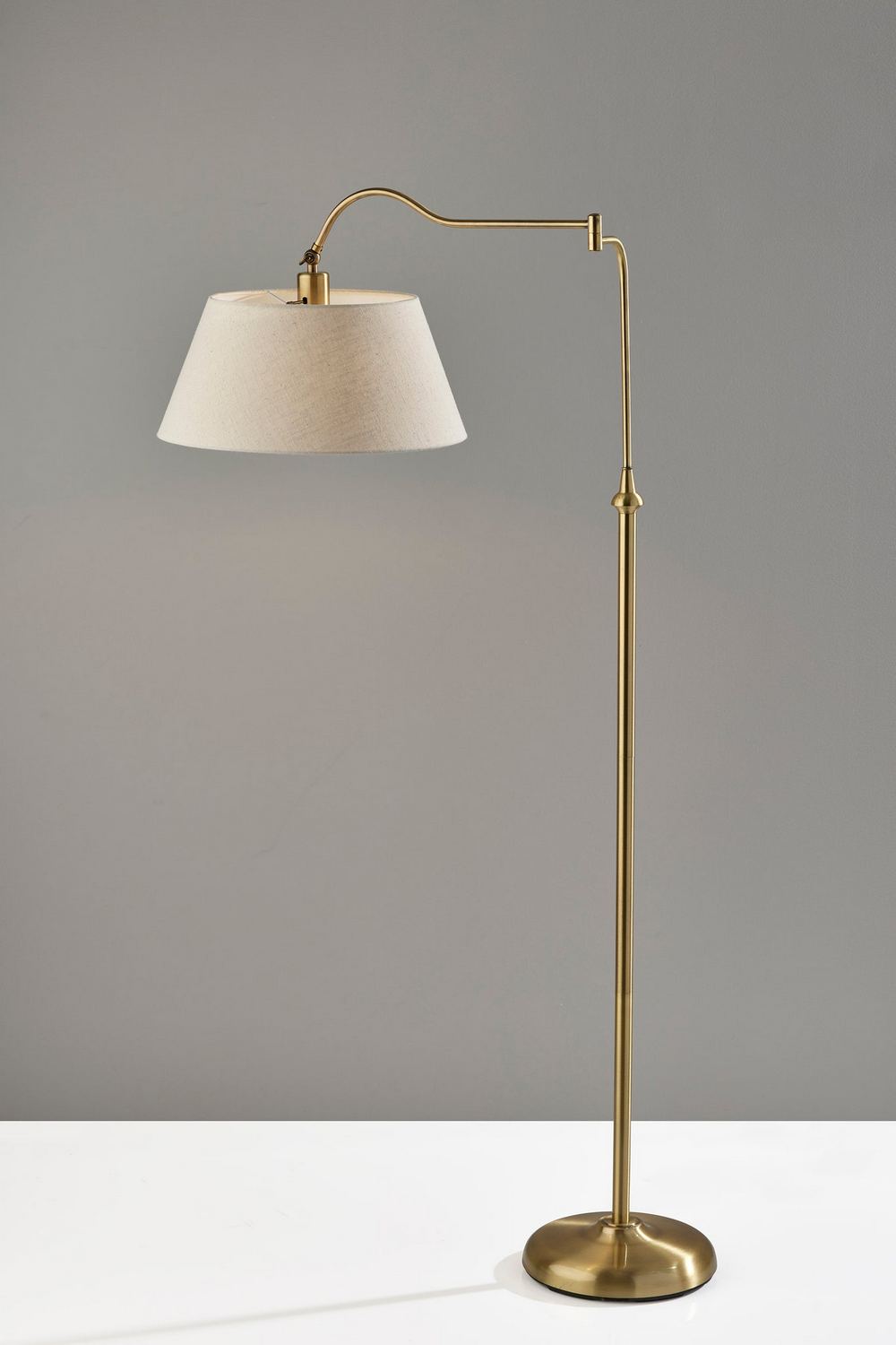 Adesso Home - 3349-21 - Floor Lamp - Rodeo - Antique Brass