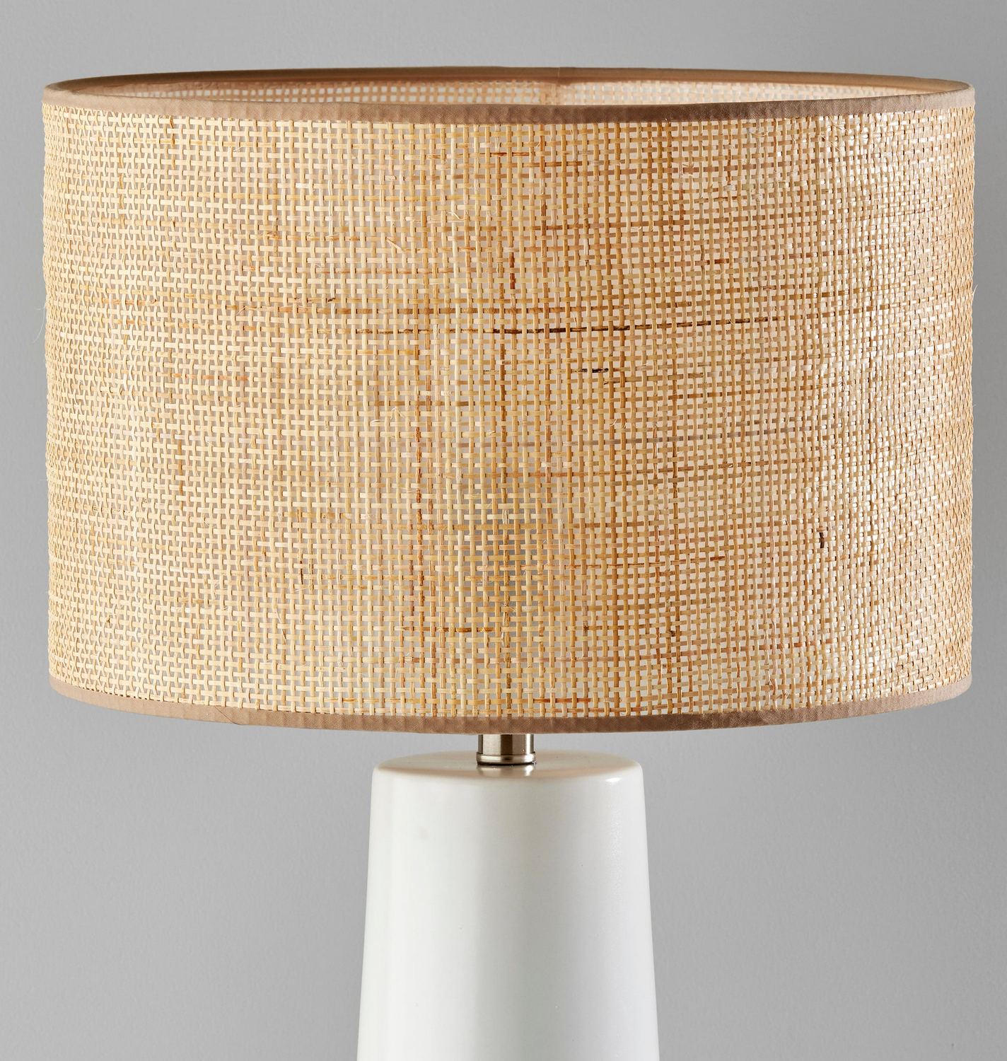 Adesso Home - 3732-02 - Table Lamp - Sheffield - White