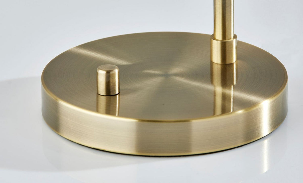 Adesso Home - 3797-21 - Desk Lamp - Zoe - Antique Brass