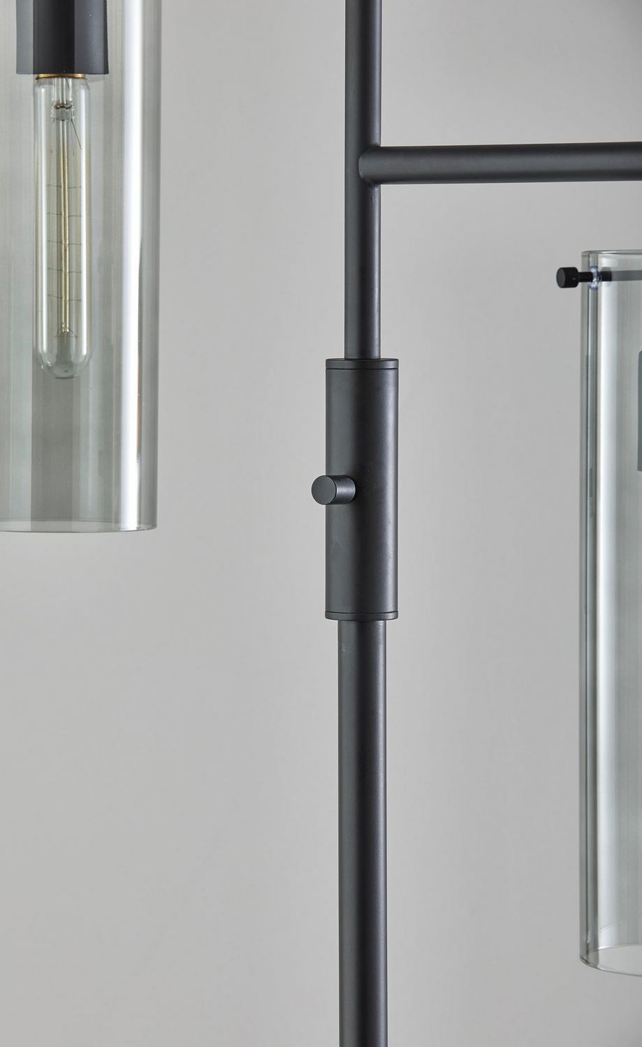 Adesso Home - 3853-01 - Floor Lamp - Dalton - Black