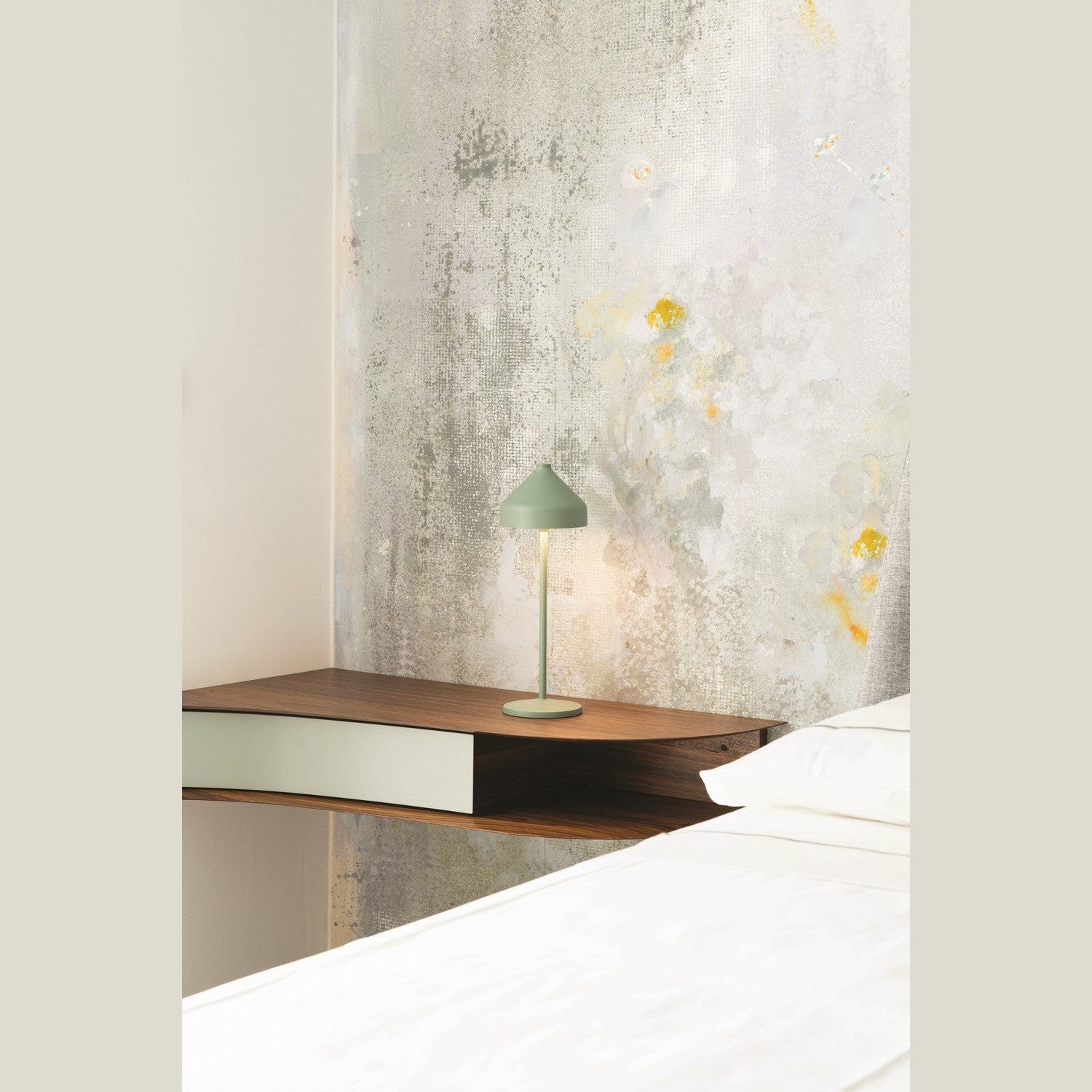 Zafferano - LD1090V3 - LED Table Lamp - Amelie - Mint Green