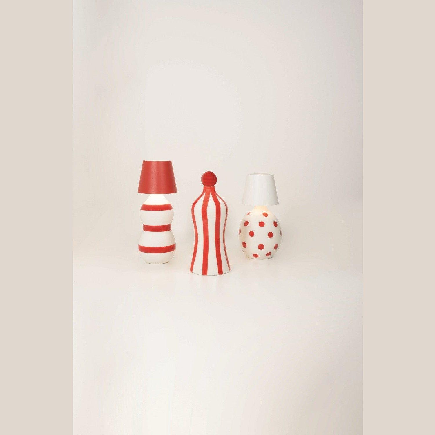 Zafferano - RIG1502 - Bottle - Lido - Red Stripes