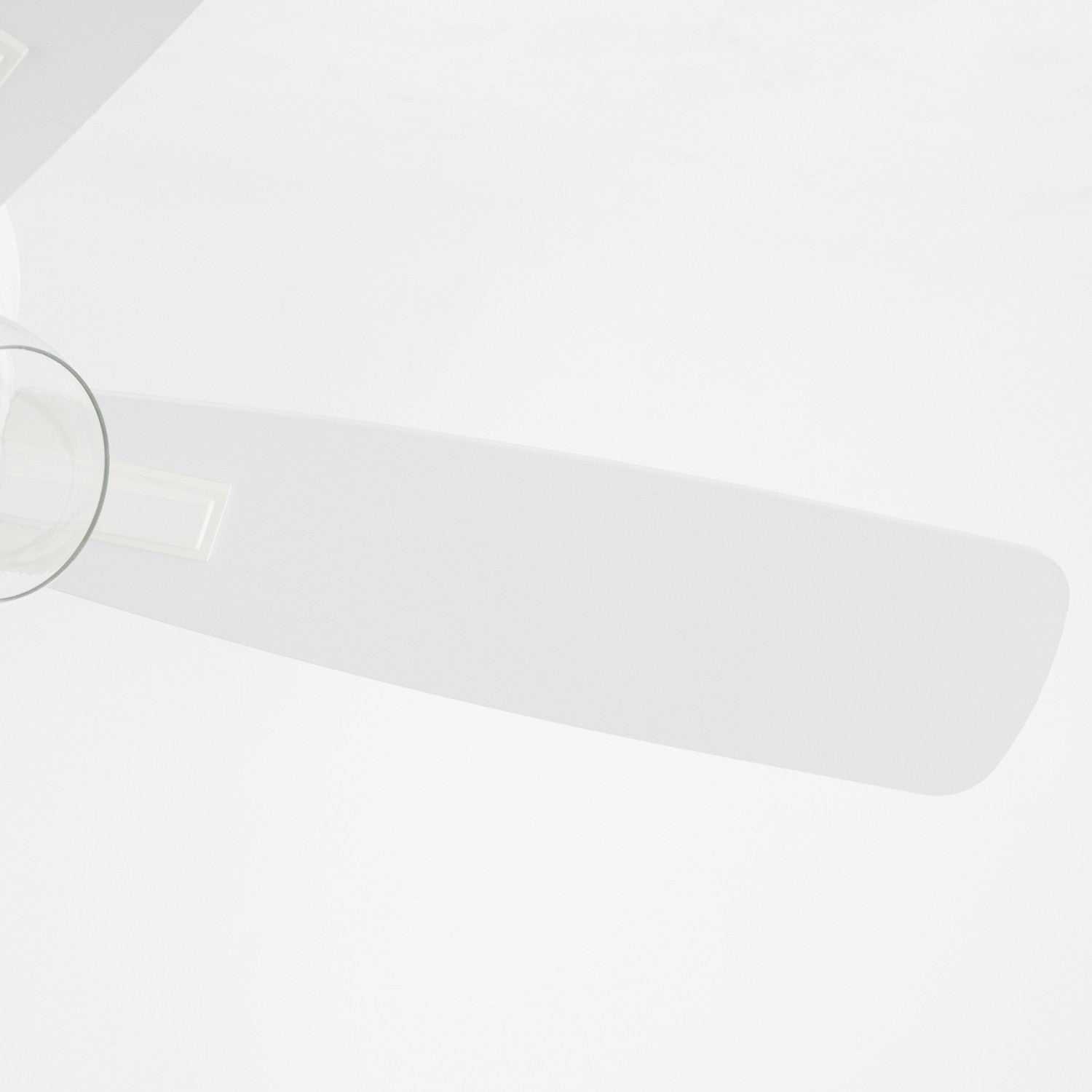 Quorum - 4525-0308 - 52"Ceiling Fan - Ovation - Studio White
