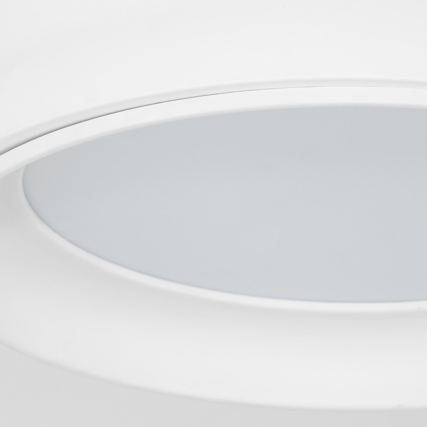 Quorum - 8-2018-0808 - Ceiling Mount - Legend - Studio White