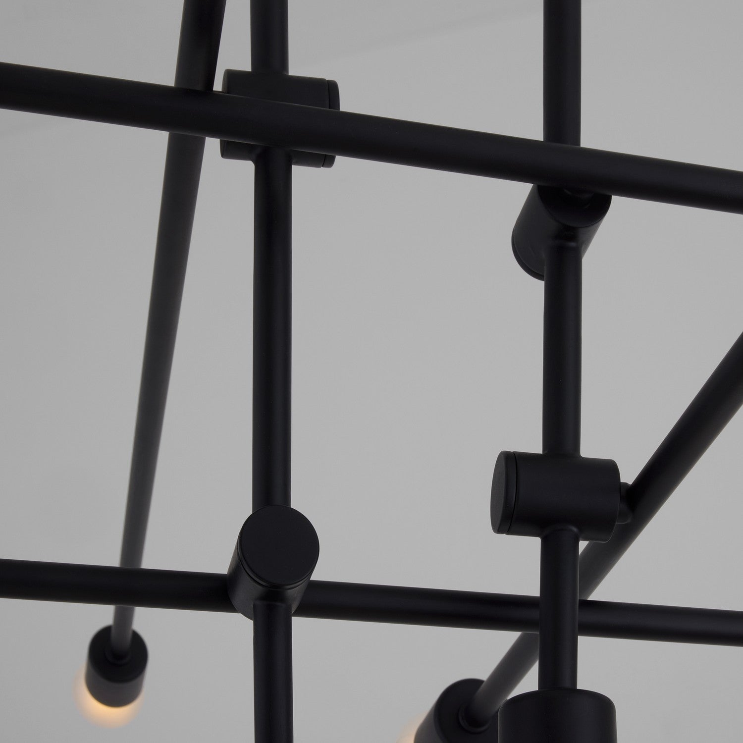 Quorum - 3-697-15 - Ten Light Chandelier - Mika - Black