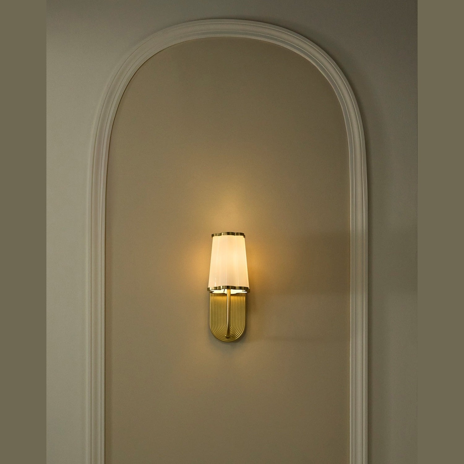 Quorum - 5229-1-80 - One Light Wall Mount - Belinder - Aged Brass