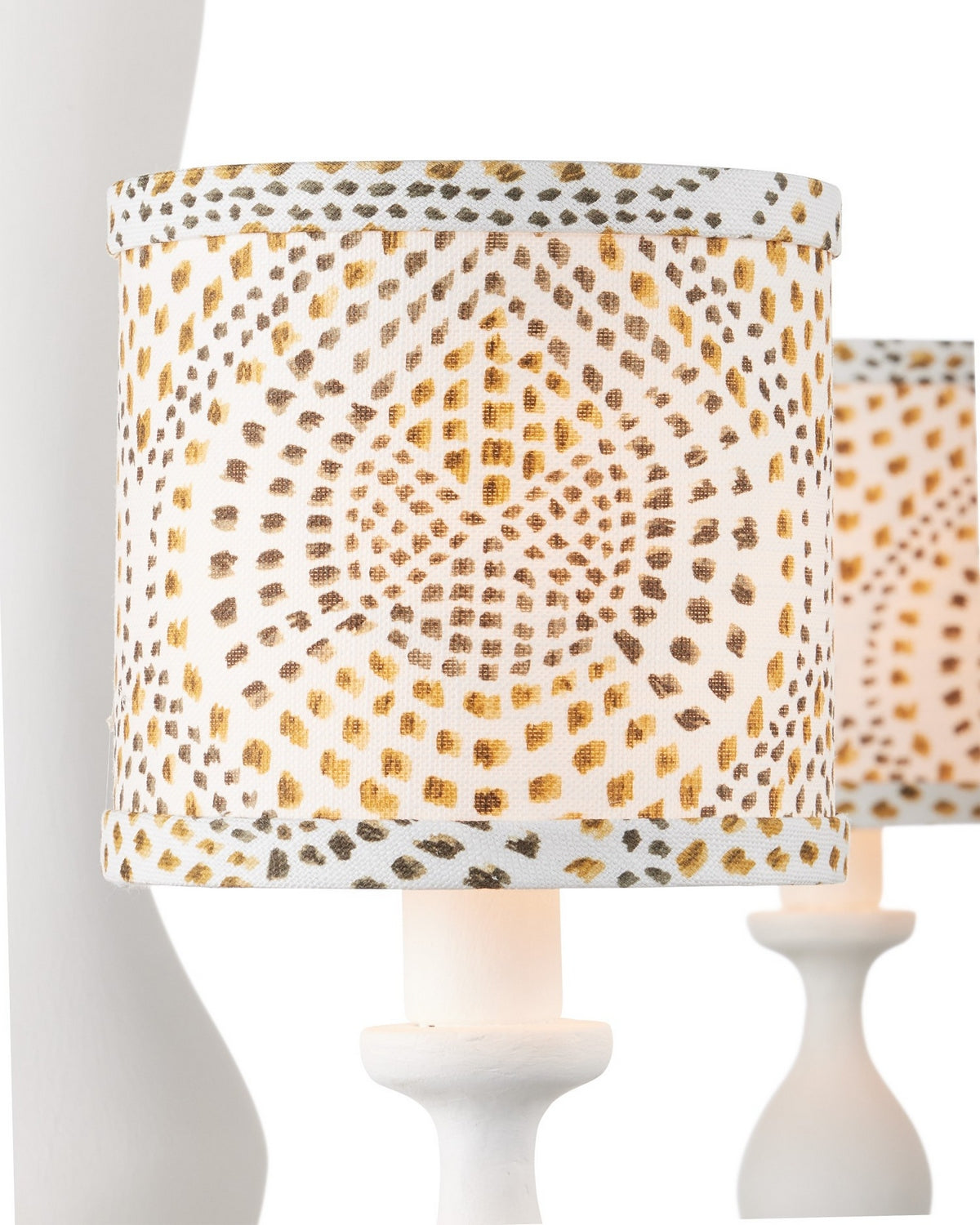 Currey and Company - 9000-1340 - Eight Light Chandelier - Ludwig - Gesso White
