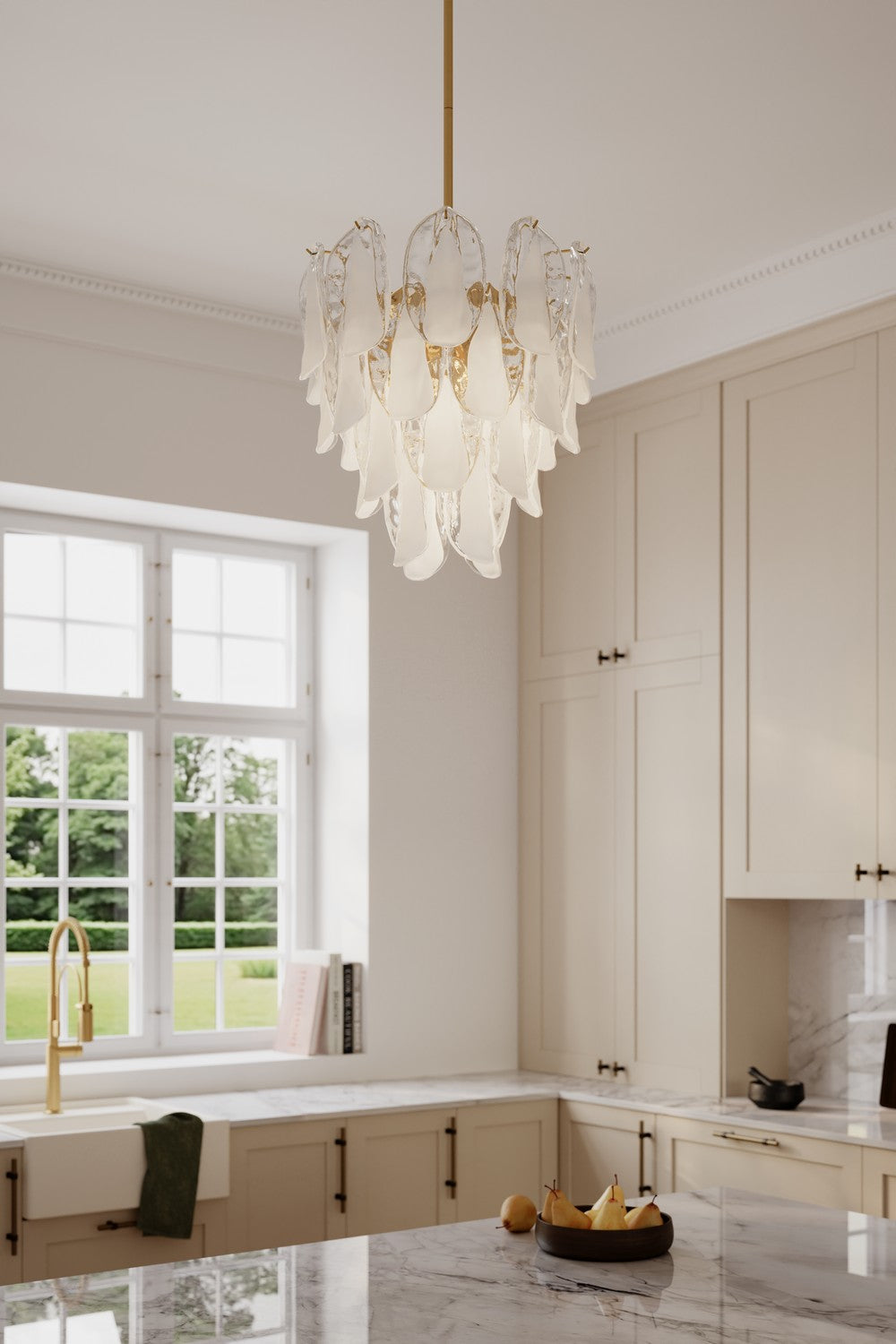 Metropolitan - N3475-732 - Five Light Pendant - Verla Crest - Legacy Brass