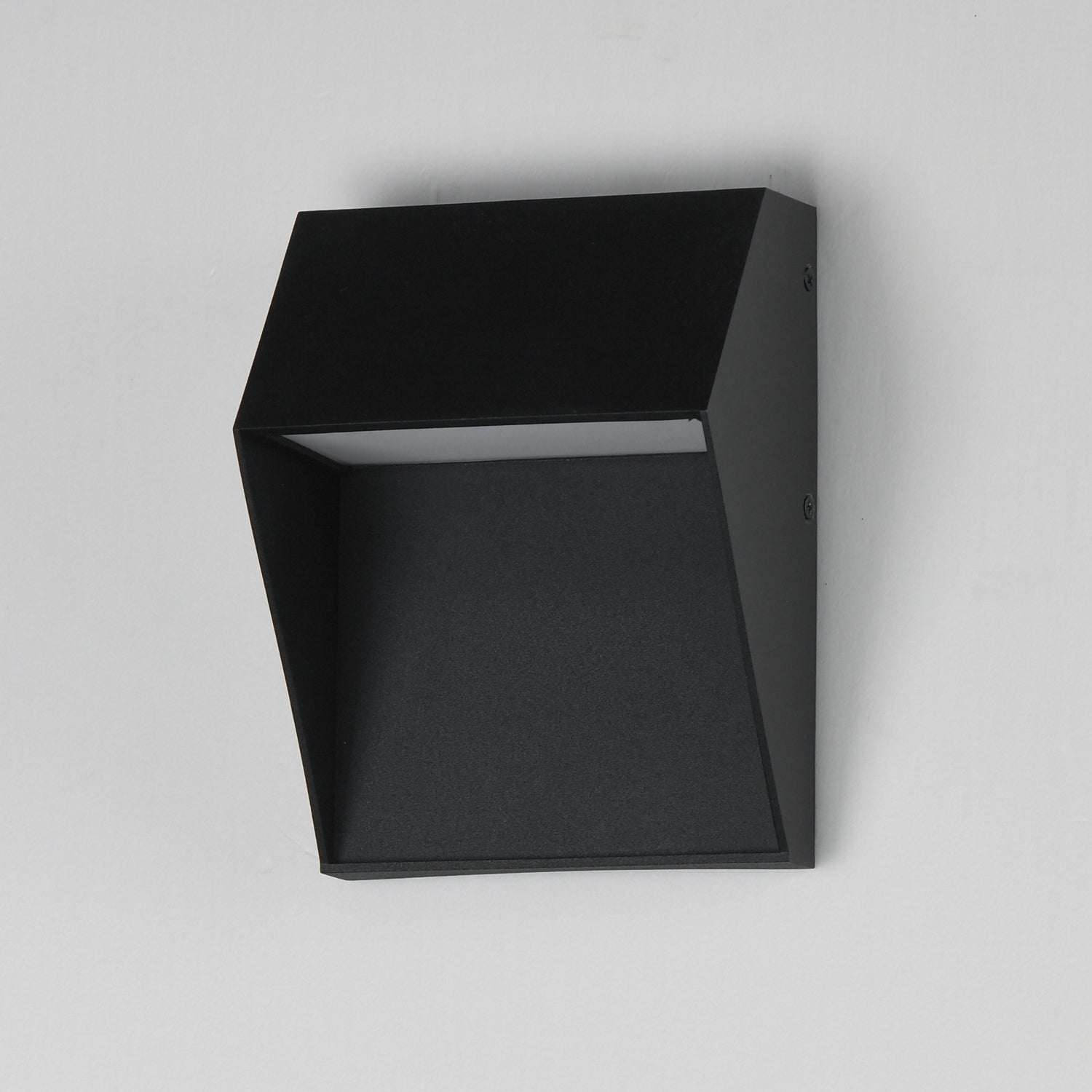 Maxim - 42132BK - LED Outdoor Wall Sconce - Cliffsedge VX - Black
