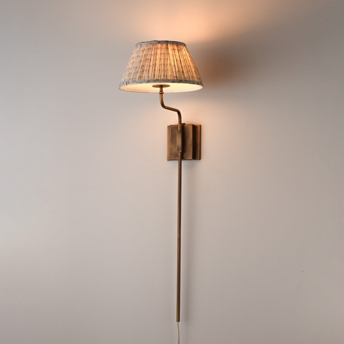 Maxim - 18410BWWBR - One Light Wall Sconce - Dunbridge - Weathered Brass