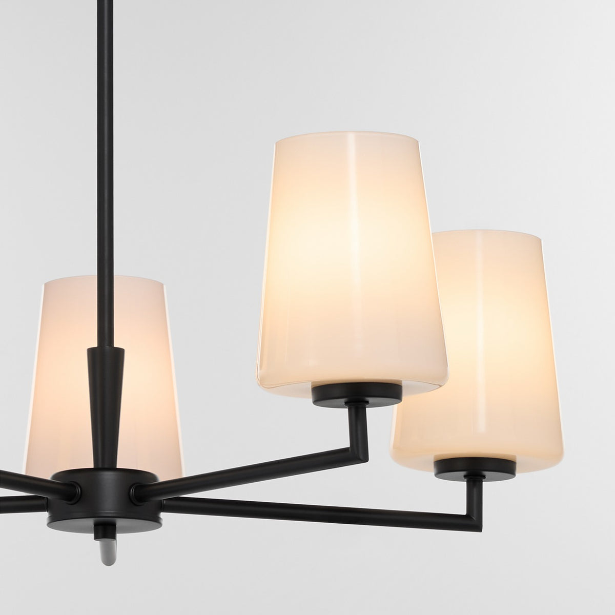 Quorum - 6204-5-259 - Five Light Chandelier - Goodwin - Matte Black