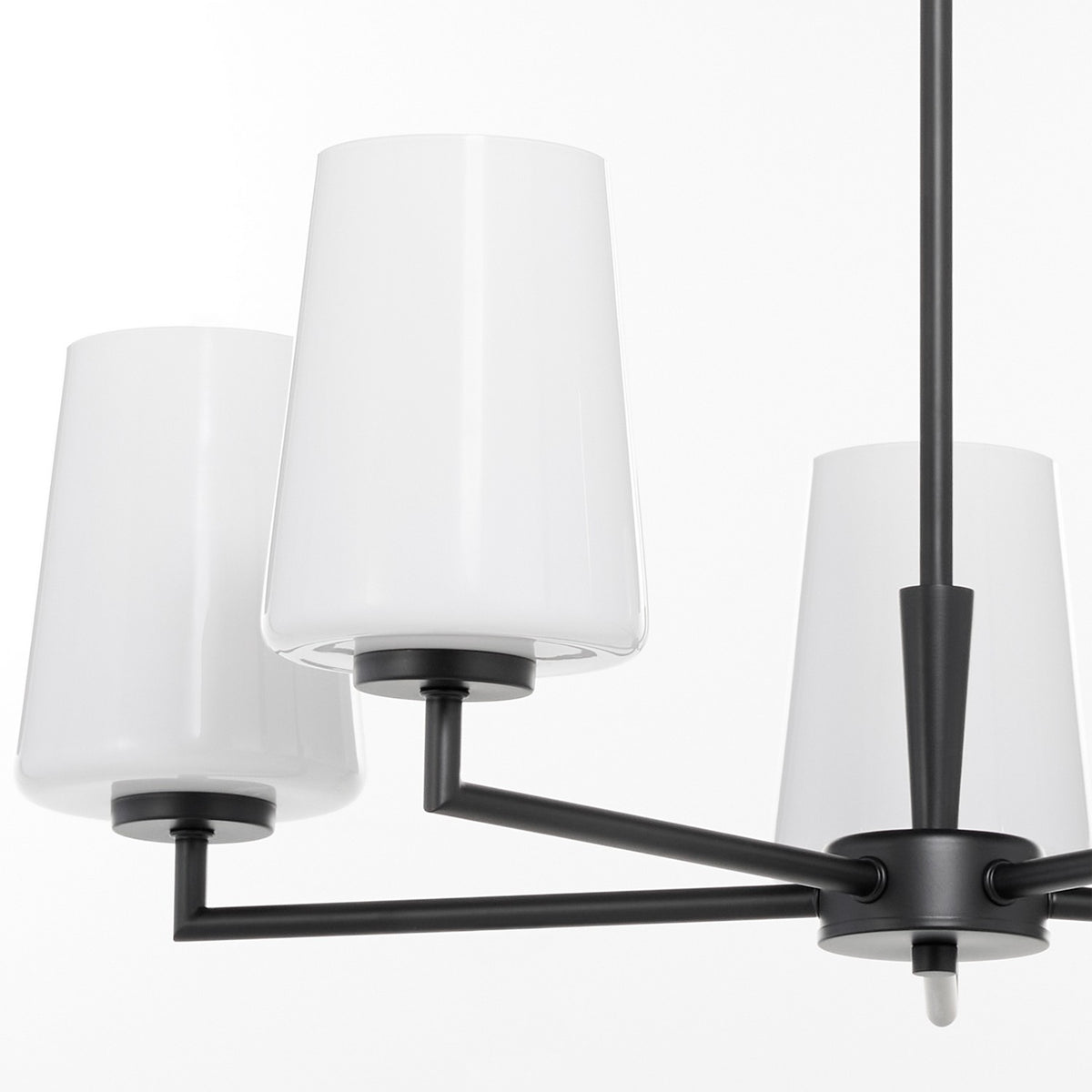 Quorum - 6204-5-259 - Five Light Chandelier - Goodwin - Matte Black
