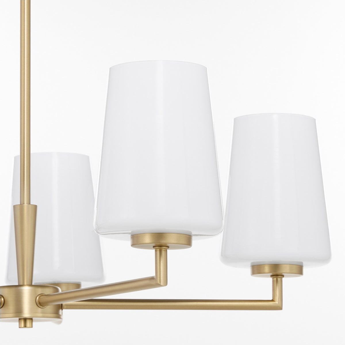 Quorum - 6204-5-280 - Five Light Chandelier - Goodwin - Aged Brass