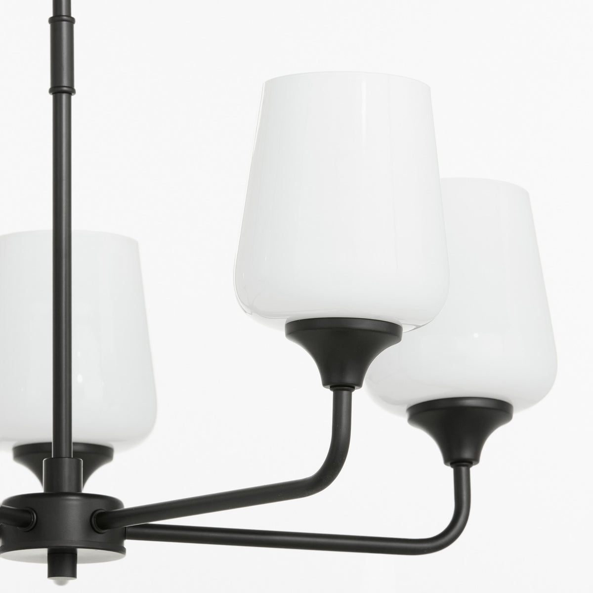 Quorum - 6313-5-259 - Five Light Chandelier - Raymond - Matte Black