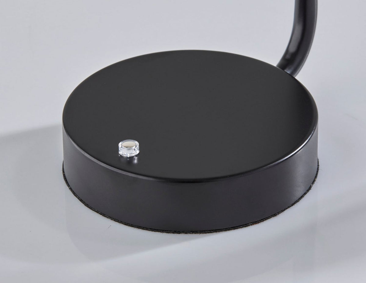 Adesso Home - 2617-01 - LED Desk Lamp - Amari - Black