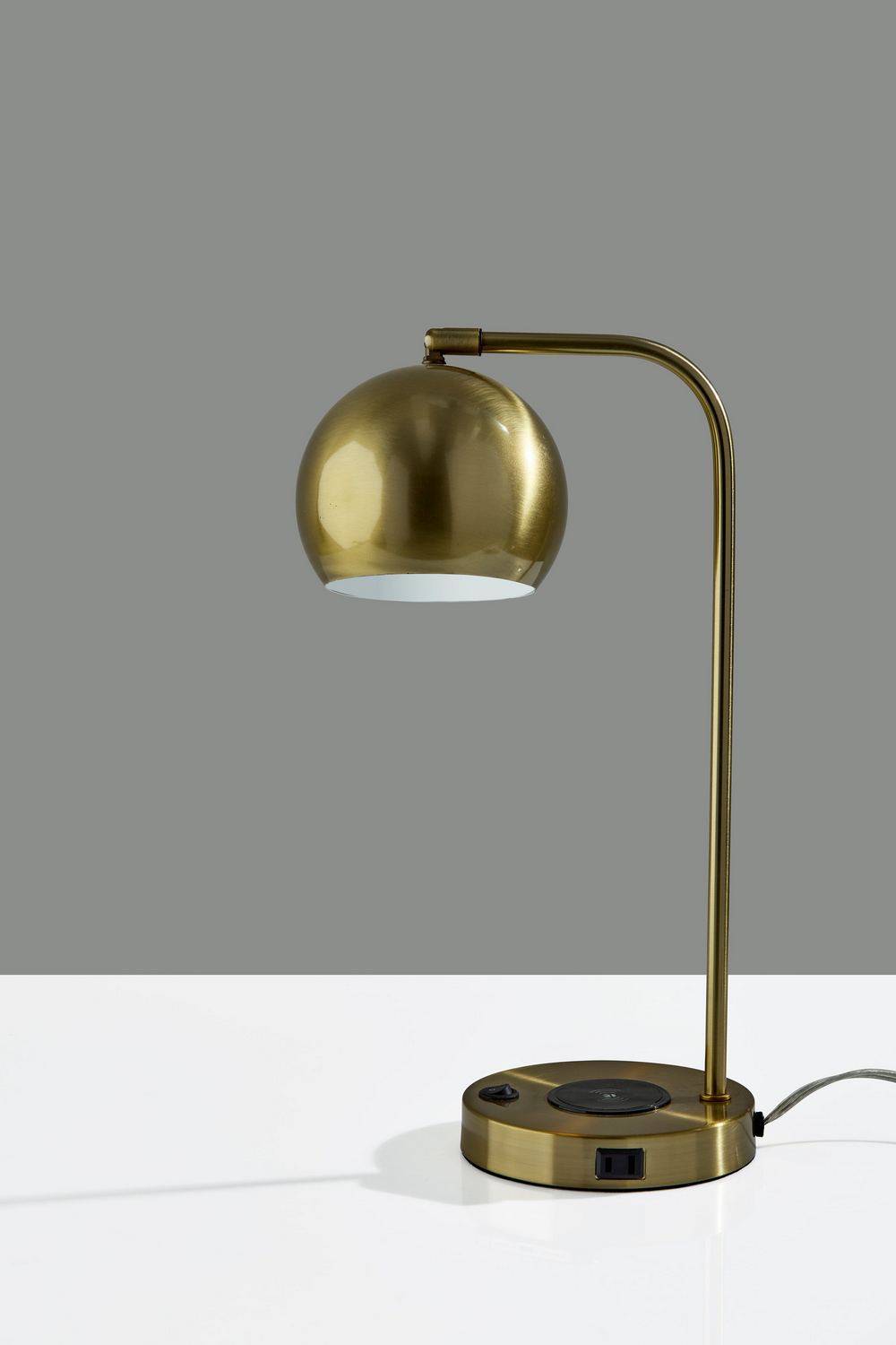Adesso Home - 2624-21 - Desk Lamp - Emery - Antique Brass