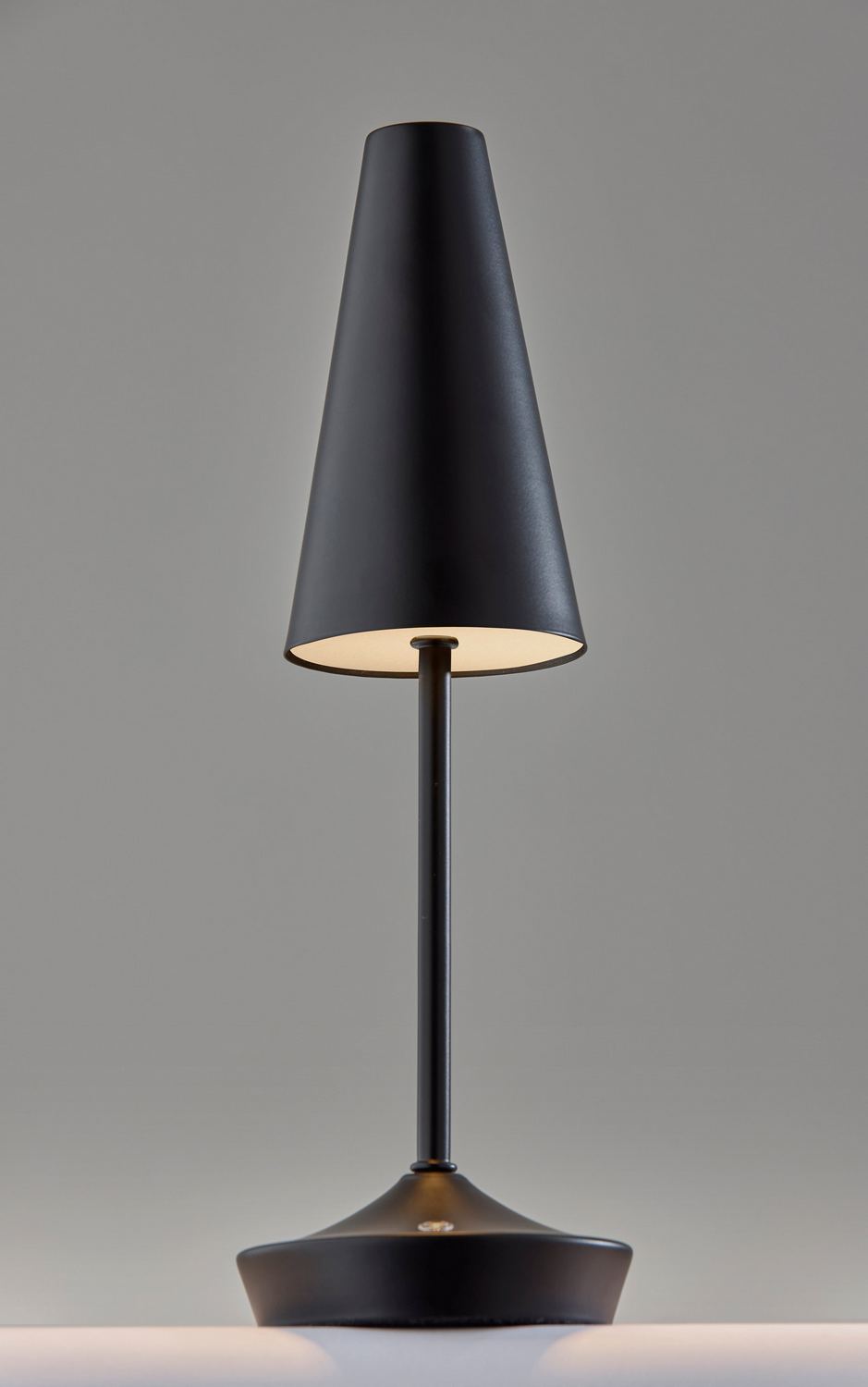Adesso Home - 3194-01 - LED Table Lamp - Flynn - Black