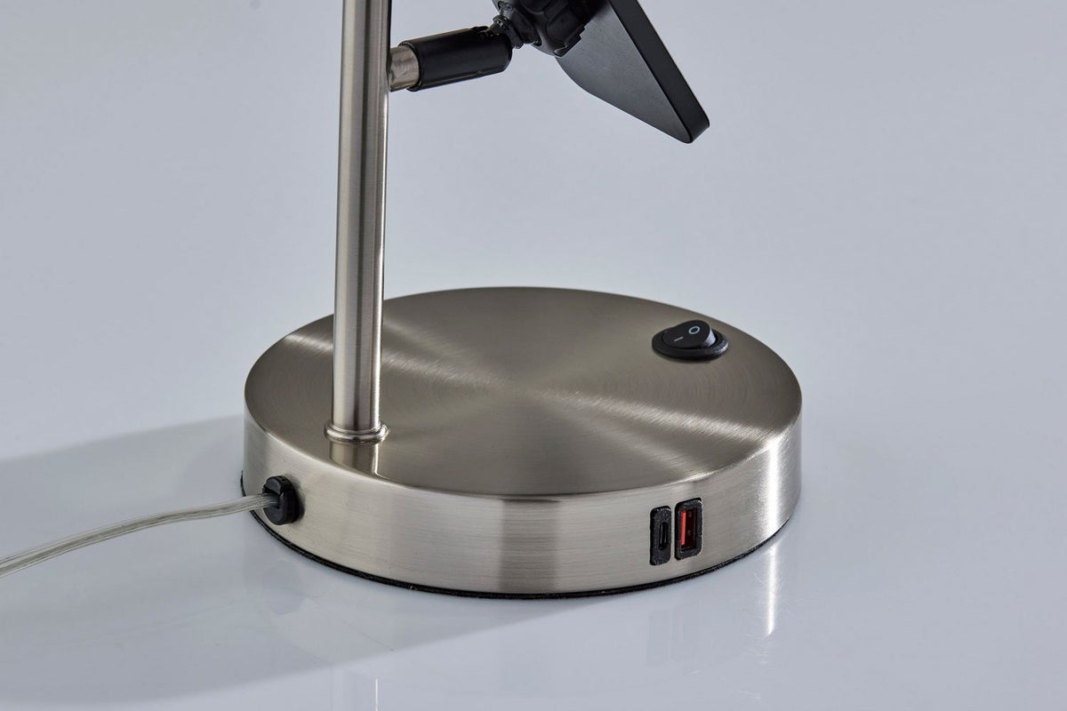 Adesso Home - 2610-22 - Desk Lamp - Wyatt - Brushed Steel