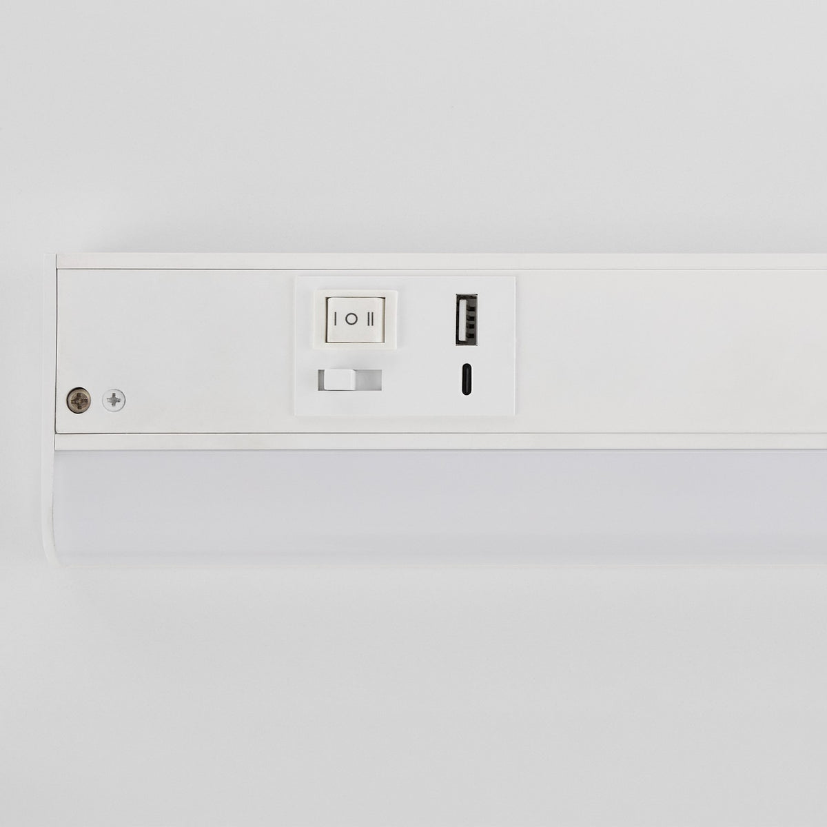 Quorum - 909-48-8 - LED Under Cabinet Light - Studio White