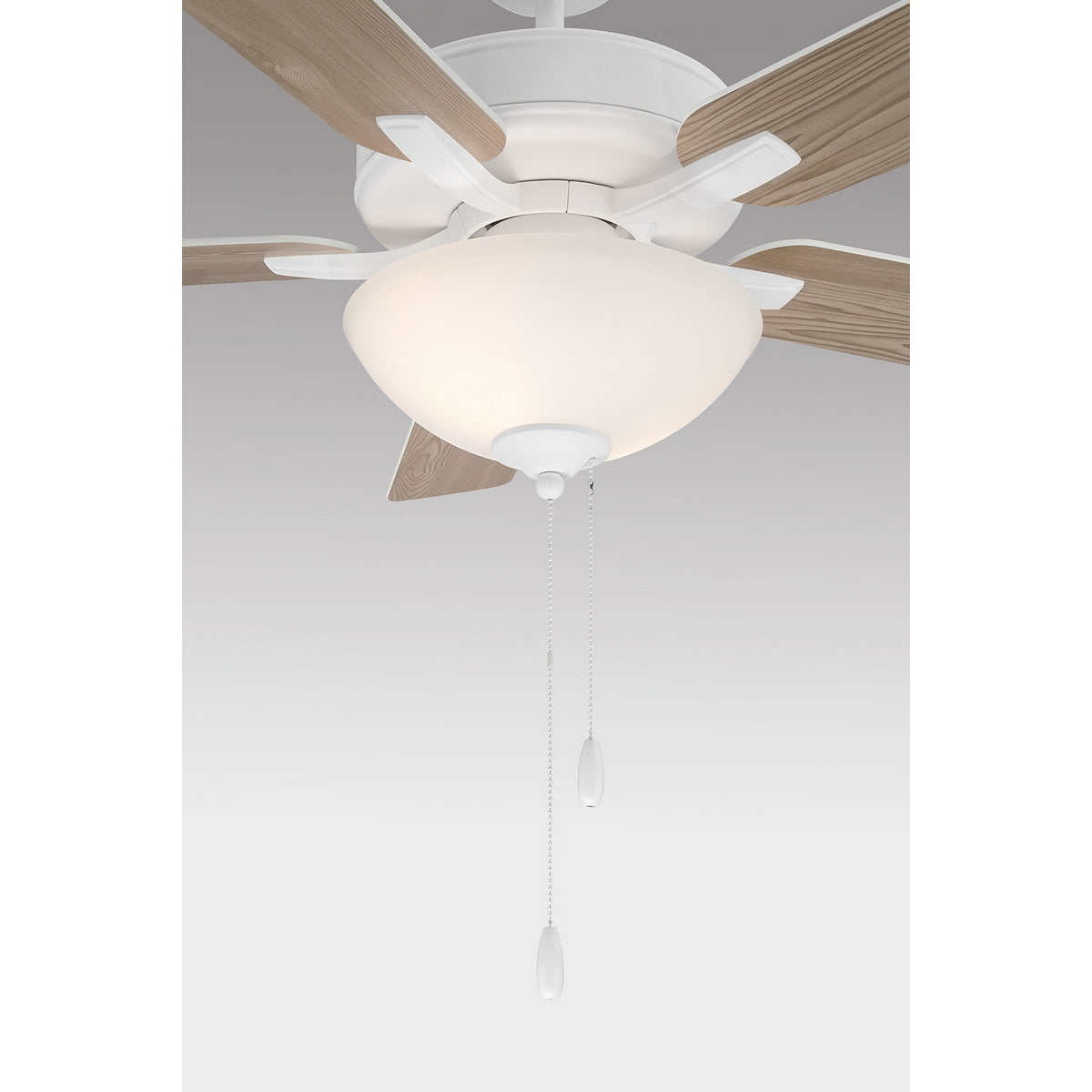 Meridian - M2034WHRV - 52" Ceiling Fan - White