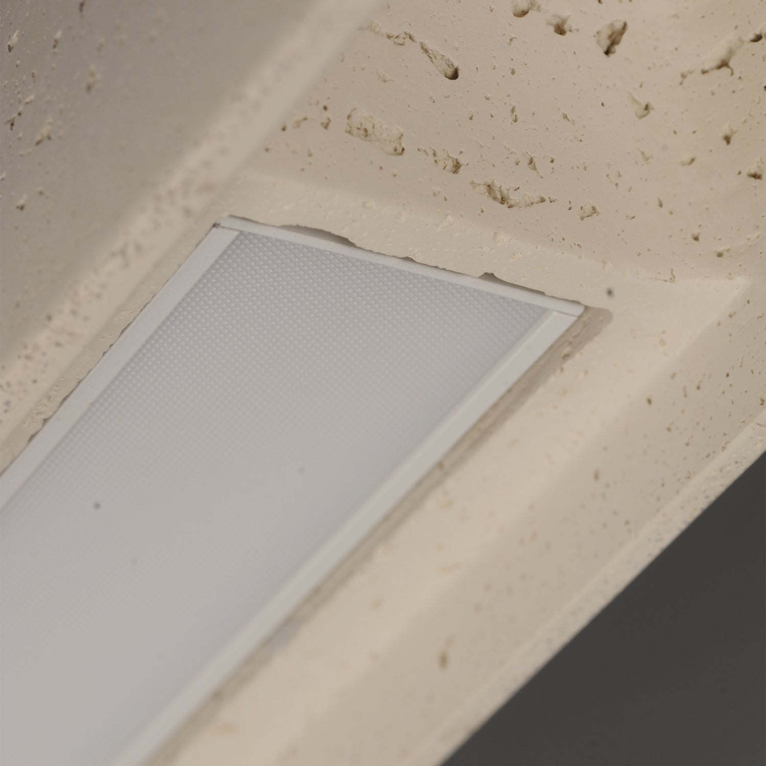 ET2 - E25236-CHK - LED Linear Pendant - Matera - Chaulk White