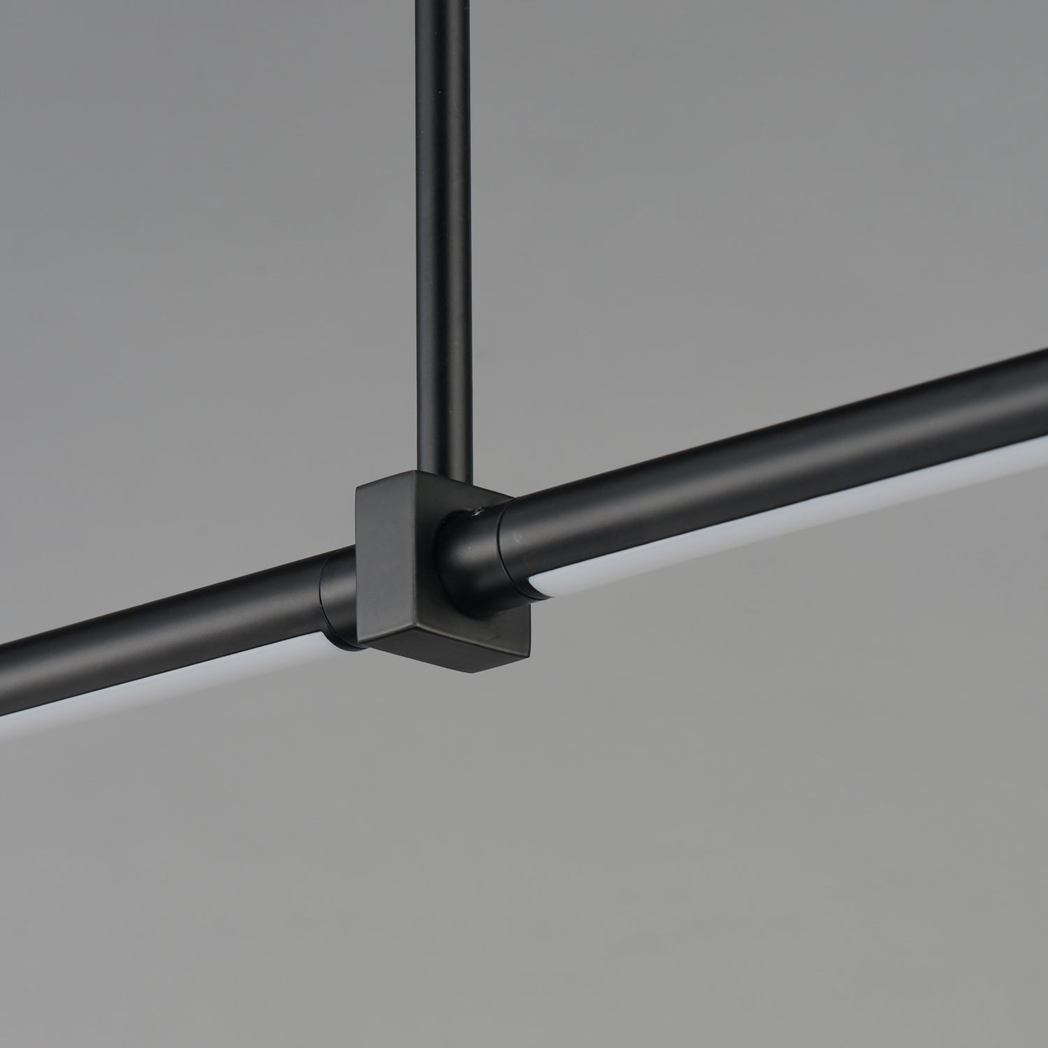 ET2 - E21359-BK - LED Linear Pendant - Dorian - Black