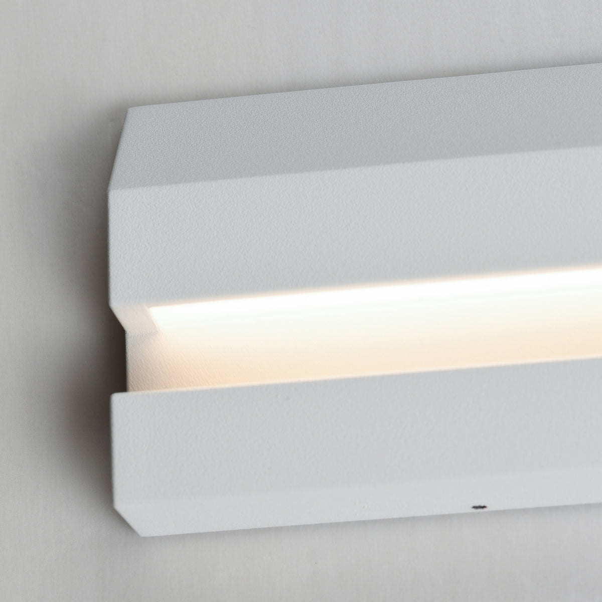 ET2 - E41510-WT - LED Wall Sconce - Brink - White
