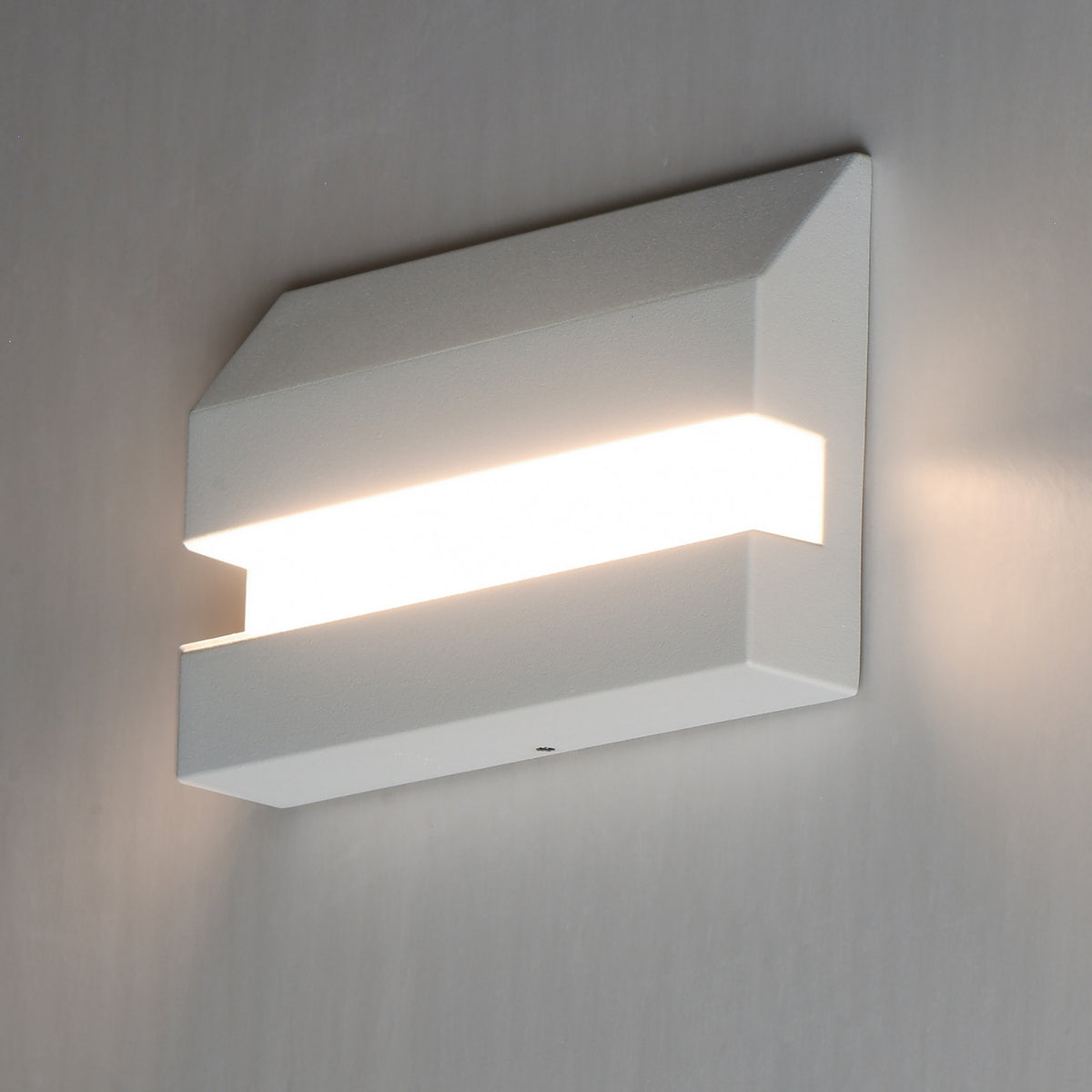 ET2 - E41510-WT - LED Wall Sconce - Brink - White