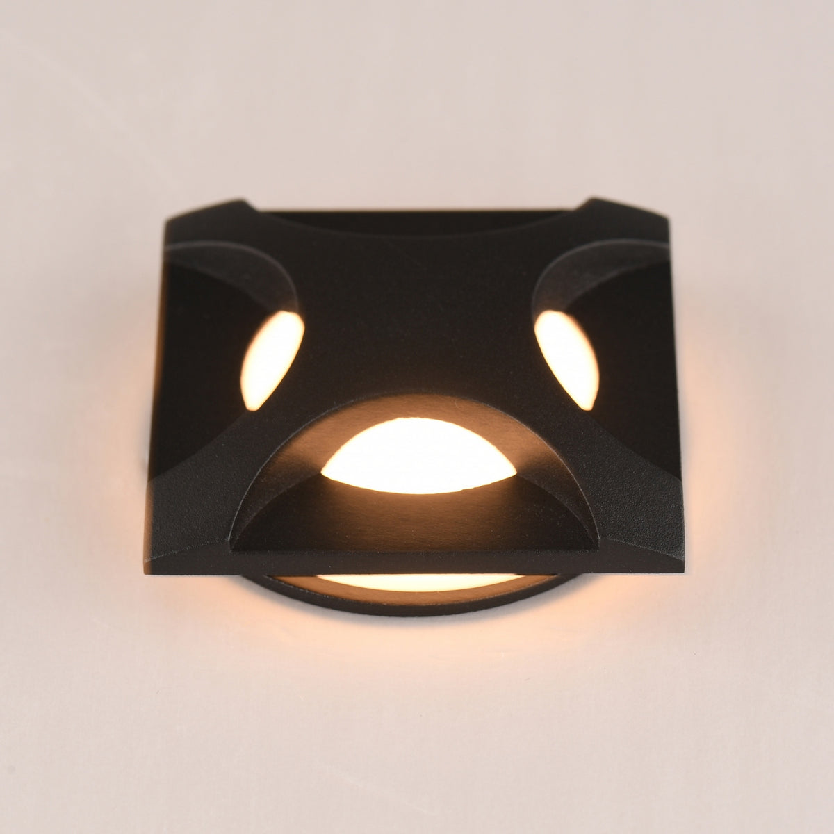 ET2 - E42424-BK - LED In-Ground - Alumilux Landscape - Black